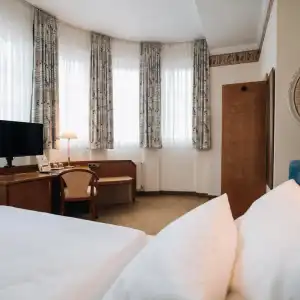 Viktoria - 47