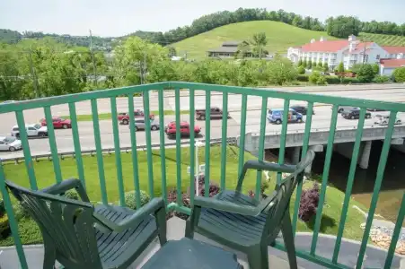 Pigeon River Inn - 133