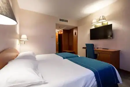 Ramada by Wyndham Bucharest Parc - 34