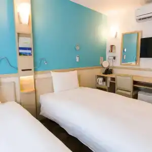 Toyoko Inn Chiba Makuhari - 29