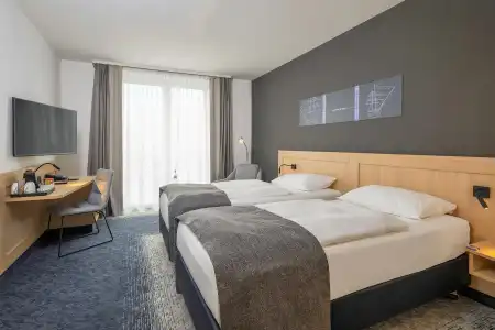Best Western Plus - 64