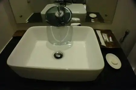 Mowin Boutique & Residence - 9