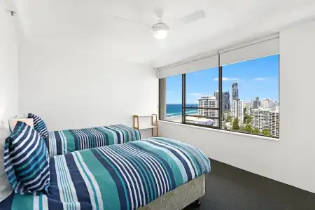 Surfers Century Oceanside Apartments - 239