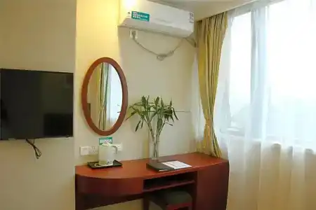 GreenTree Inn Shanghai Minxing Beiqiao Station Express - 50