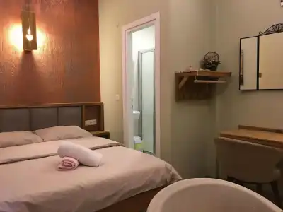 Second Home Hostel - 57