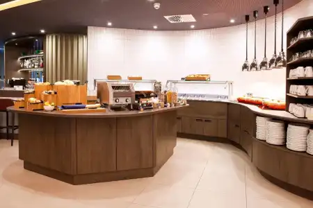 Hampton by Hilton Regensburg - 13