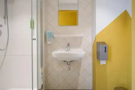 Via Suites - 22