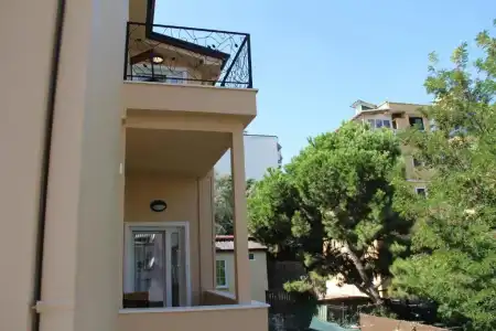 Hermes Tirana - 37