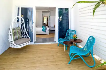 Seapoint Boutique - 82