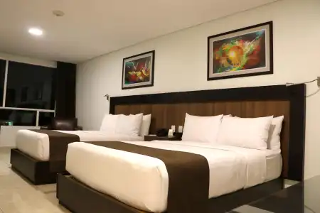& Suites PF - 112