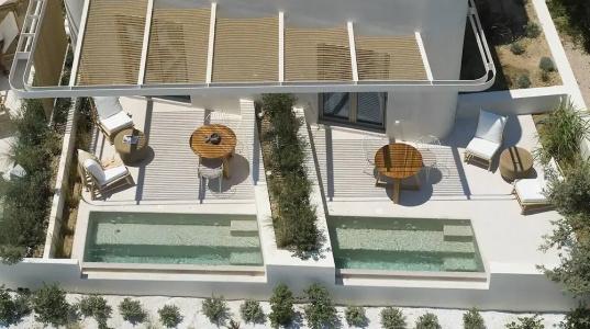 White Pebble Suites - 44