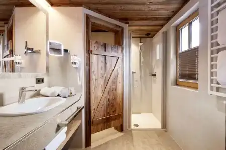 Almdorf Flachau - Luxus Hüttenurlaub - 68