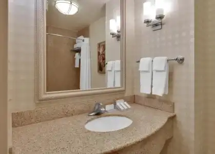 Hilton Garden Inn San Diego Del Mar - 67