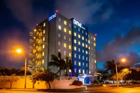 One Cancun Centro - 25