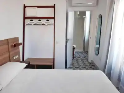 19-30 Valencia - 1