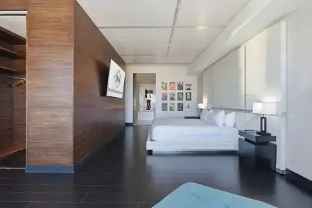 Beautiful Palms Place Suite - 123