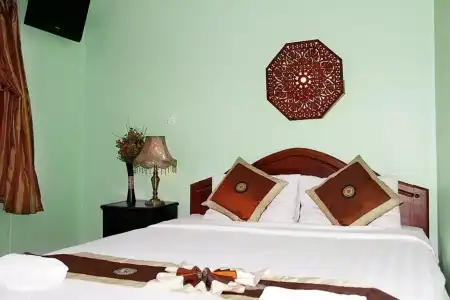 RS II Guesthouse - 2