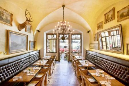 Iron Gate & Suites Prague by BHG - 16
