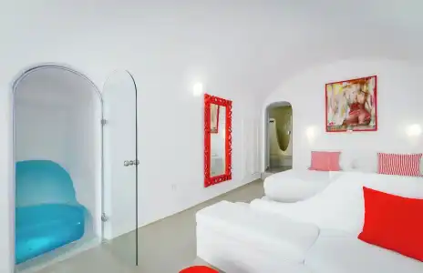 Trieris Villa & Suites - 50
