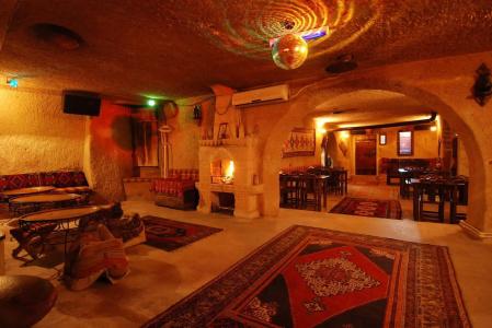 Melis Cave - 18
