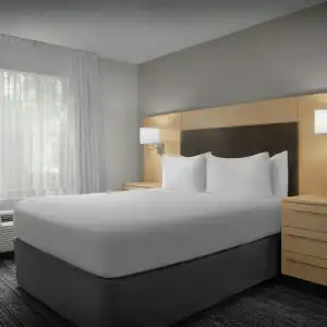 TownePlace Suites by Marriott Pensacola - 21