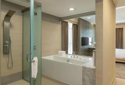 Four Points by Sheraton Production City, Dubai - 51