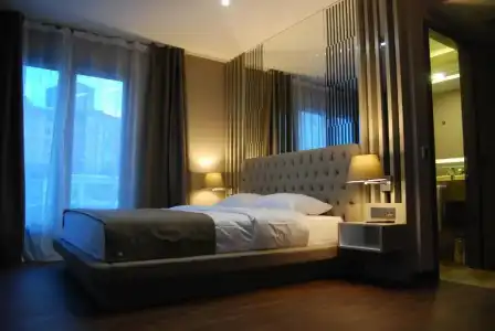 The City Suites - 37