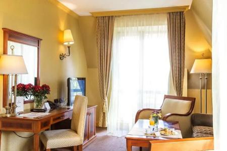 Romance & Family Suites - 97