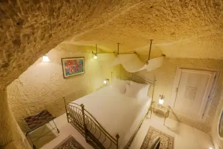 Tafoni Houses Cave - 43