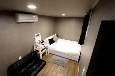 Just4u Guesthouse - 5
