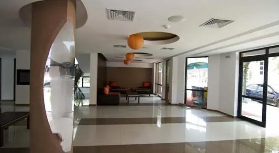 Salena Plaza - 32