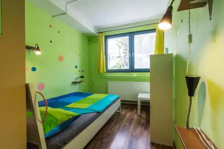 Island Hostel - Adults only - 35