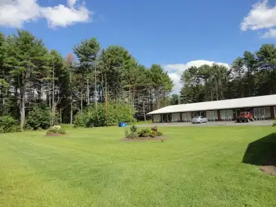 Sara Glen Motel - Saratoga Springs-Glens Falls - 25