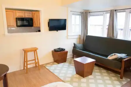 Sauerdough Lodging - 49