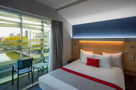 Holiday Inn Express PARIS - CANAL DE LA VILLETTE by IHG - 76