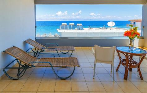 Dodeca Sea Resort by Forums - 58