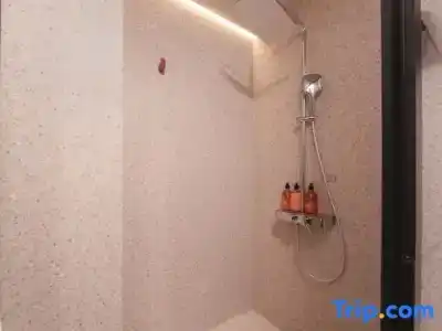 Orange - 33