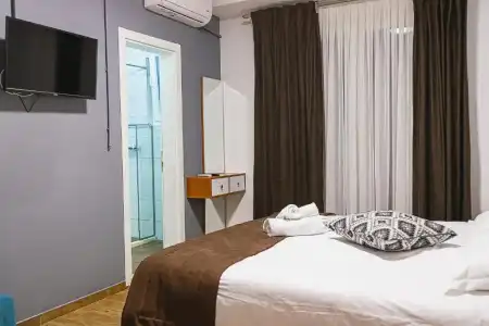 Olivar Tirana - 43