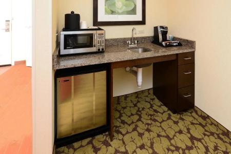 Hilton Garden Inn Greensboro Airport - 33