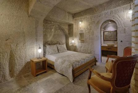 Hera Cave Suites - 67