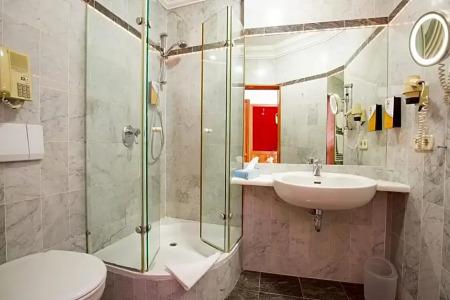 AAAAwelt Kübler - 46