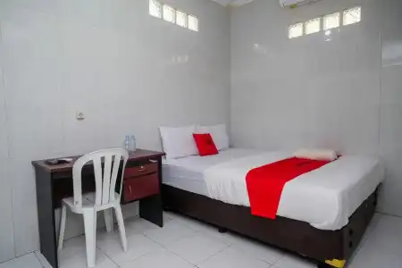 RedDoorz Near Danurejan Malioboro - 15