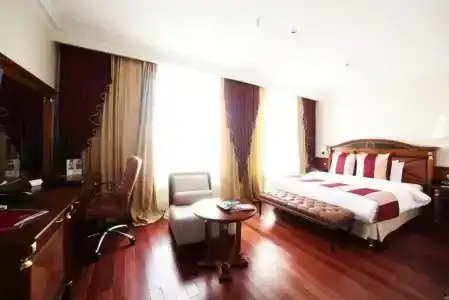 Crowne Plaza -, an IHG - 43