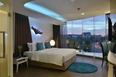 The Xtreme Suites - 112