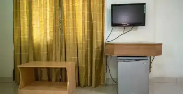 Nandhini R.T.Nagar - 4