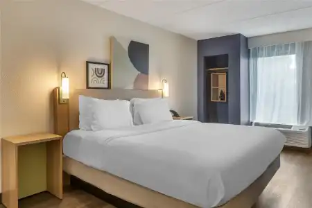 Spark by Hilton Atlanta Airport South College Park - 51