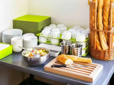 Ibis Budget Chartres - 11