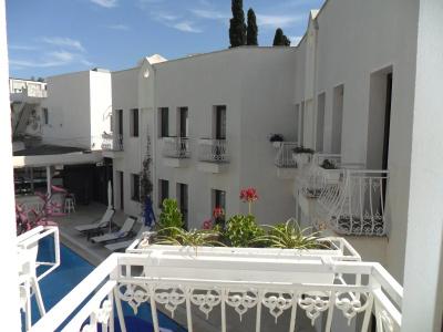 Costa Asmin - 16