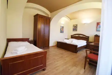 Hostel Little Quarter - 5