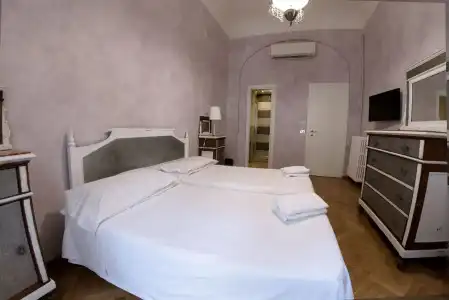N4U Guest House - 3